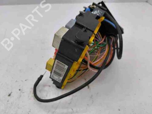 Fuse box CITROËN C4 Picasso II 1.6 HDi / BlueHDi 115 | BP28848650E1 