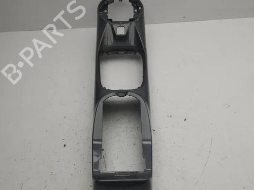 Used Middle console NISSAN JUKE (F16_) 1.6 Hybrid (143 hp) 28865042