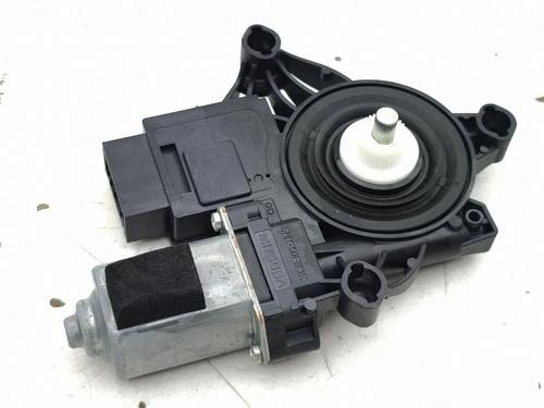 Left front window motor BMW 3 (G20, G80, G28) M3 Competition | BP38310202E21 - Image 4