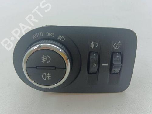 Used Electronic module OPEL MOKKA 1.2 (76) (131 hp) 28856080