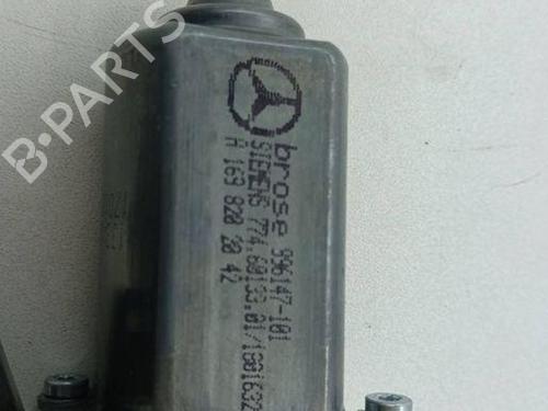 Right rear window motor MERCEDES-BENZ B-CLASS Sports Tourer (W245) B 200 CDI (245.208) | BP28894164E22 