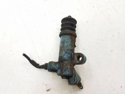 Used Clutch slave cylinder Clutch slave cylinder TOYOTA YARIS (_P9_) 1.4 D-4D (NLP90_, NLP90R) (90 hp) 40209400 40209400