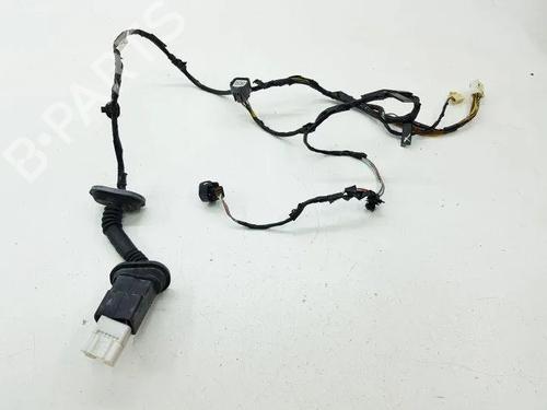 Used Wiring harness Wiring harness 28867828 28867828