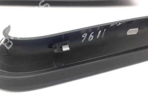 Tailgate trim VW T-ROC (A11, D11) 1.5 TSI | BP36102994C151 - Image 14