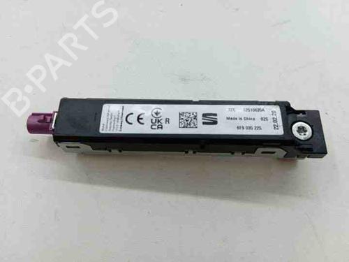 Module électronique SEAT ARONA (KJ7, KJP) 1.0 TSI (116 hp) 28855562