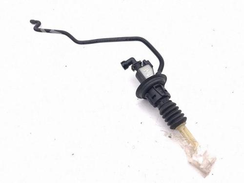 Used Clutch slave cylinder Clutch slave cylinder 37687652 37687652