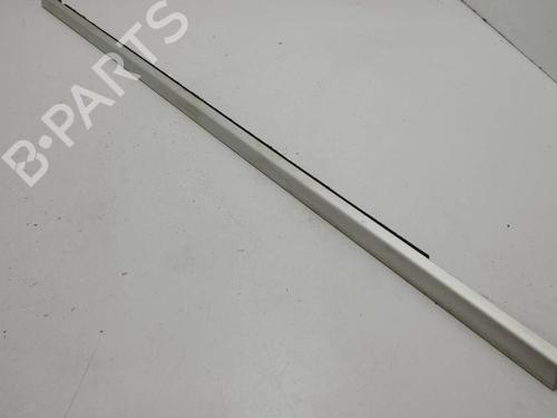 Used Door moulding trim PORSCHE CAYENNE (9PA) 3.2 (250 hp) 28895429
