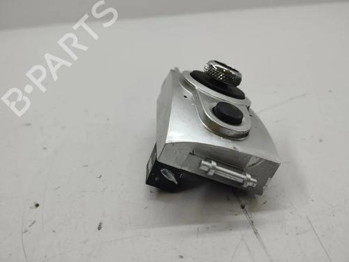 Switch BENTLEY FLYING SPUR (4W_) 6.0 W12 | BP36382008I30 - Image 4