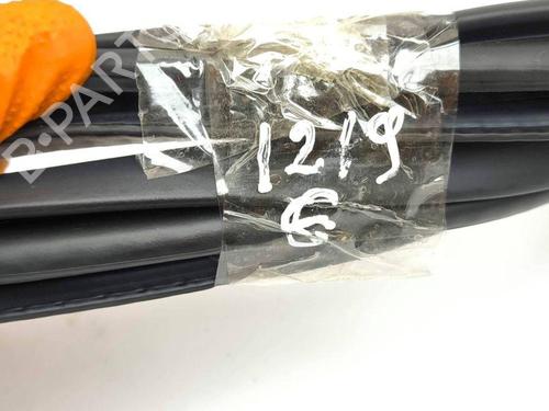 Rubber door seal PEUGEOT 2008 II (UD_, US_, UY_, UJ_, UR_, UC_) 1.2 PureTech 130 (USHNS, URHNS) | BP28879333C142 