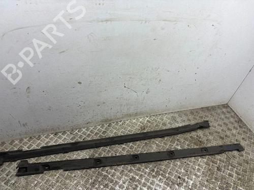 Used Left sideskirt Left sideskirt AUDI Q3 (F3B) 35 TFSI (150 hp) 40168396 40168396