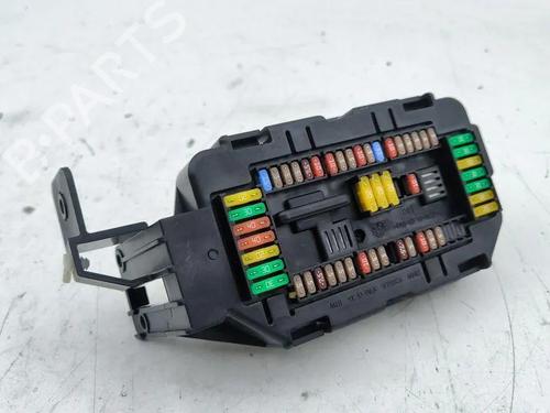 Used Fuse box BMW X5 (F15, F85) xDrive 40 d (313 hp) 31048356