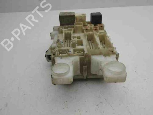 Fuse box TOYOTA RAV 4 III (_A3_) 2.2 D 4WD (ALA30_, ALA30R) | BP28852035E1 