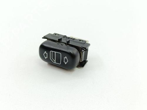 Used Left rear window switch MERCEDES-BENZ S-CLASS (W220, V220) S 320 CDI (220.026, 220.126) (197 hp) 28891982