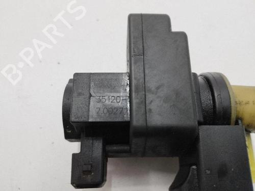 Electronic sensor HYUNDAI i30 Coupe 1.6 CRDi | BP38248203M84 - Image 6