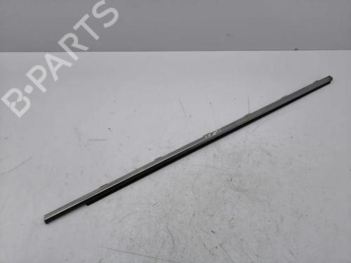 Dørliste Dørliste LEXUS GS (_S19_) 450h (GRS191_, GWS191_) (296 hp) 36213657 36213657