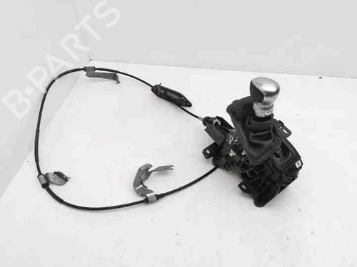 Used Gear lever TOYOTA C-HR (_X1_) 1.8 Hybrid (ZYX10_, ZYX11_, ZYX10R, ZYX11R) (122 hp) 28864708