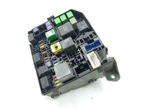 Used Fuse box MITSUBISHI OUTLANDER II (CW_W) 2.2 DI-D 4WD (156 hp) 28847677