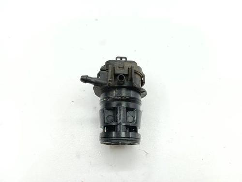 Used Windscreen washer tank Windscreen washer tank 33924888 33924888