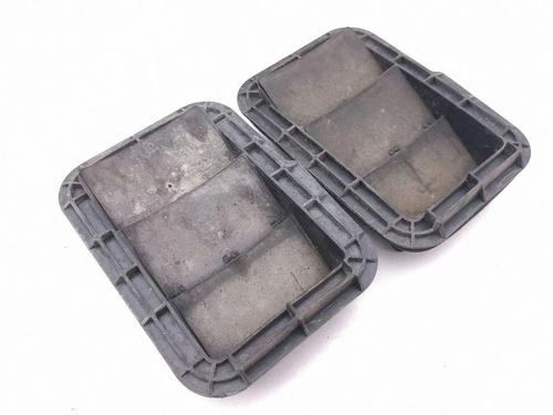 Used Grille Grille 38251441 38251441