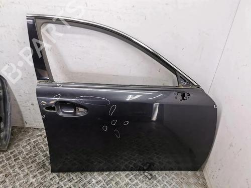 Used Right front door Right front door 32674027 32674027