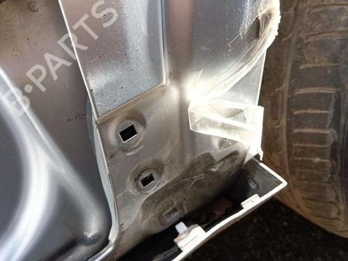 Right front fenders CHEVROLET CAPTIVA (C100, C140) 2.0 D 4WD | BP28892243C42 