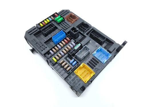 Used Fuse box Fuse box 33261154 33261154