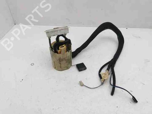 Used Fuel pump MERCEDES-BENZ E-CLASS (W211) E 200 CDI (211.004) (102 hp) 28851339