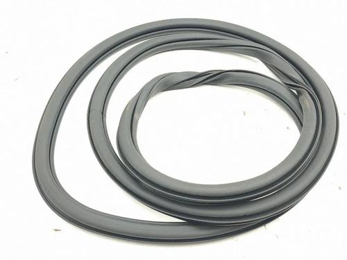 Gummiliste VW PASSAT B9 Variant (CJ5) 1.5 TSI eHybrid | BP39029118C142 - Image 2