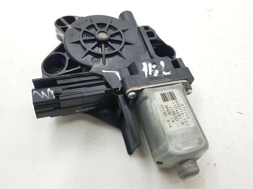 Right rear window motor VOLVO V70 II (285) D5 | BP28903437E22 