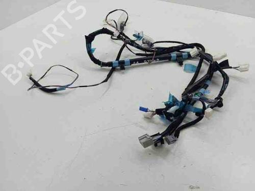 Ledningsnet LEXUS NX (_Z1_) 300h AWD (AYZ15_) (155 hp) 28856953