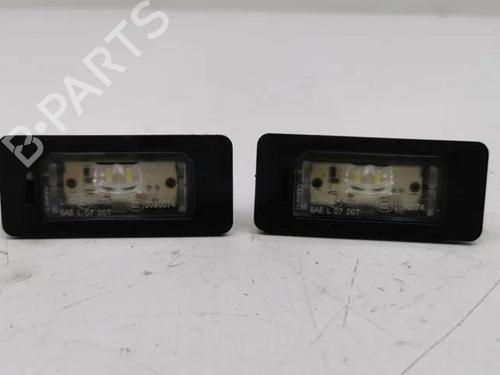 Used Licence plate light BMW 5 (F10) 520 d (184 hp) 28854509