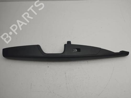 Used Front right exterior door handle Front right exterior door handle 36187946 36187946