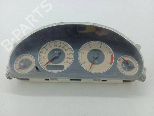 Used Instrument cluster Instrument cluster CHRYSLER VOYAGER IV (RG, RS) 2.5 CRD (141 hp) 40168621 40168621