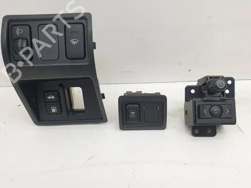 Spak kontakt LEXUS IS C (GSE2_) 350 (GSE21) (318 hp) 28857976