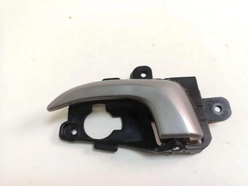 Used Front left interior door handle Front left interior door handle 33864912 33864912