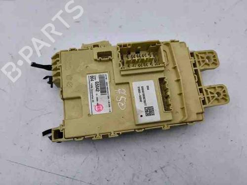 Used Fuse box KIA NIRO I (DE) 1.6 GDI Hybrid (105 hp) 28858558