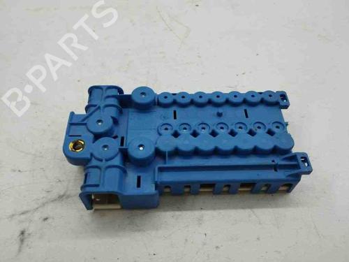 Fuse box BMW X5 (E53) 4.4 i | BP28877691E1