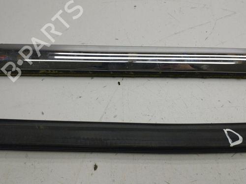 Door moulding trim TESLA MODEL S (5YJS) 60 | BP28900731C150 