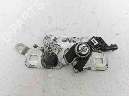 Used Hood lock CITROËN C4 III (BA_, BB_, BC_) ë-C4 (BCZKXC, BZCKSC) (136 hp) 28865101