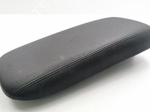 Armrest / Center console MITSUBISHI OUTLANDER II (CW_W) 2.2 DI-D 4WD | BP28847621I20 