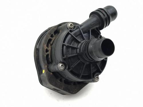 Used Auxiliary water pump Auxiliary water pump 37585963 37585963