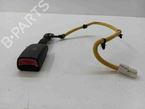 Used Seat buckle HYUNDAI i30 Estate (GD) 1.6 CRDi (110 hp) 28902964