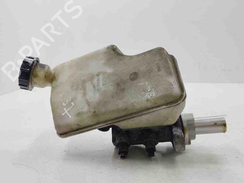 Used Brake master cylinder CITROËN DS3 (SA_) 1.6 HDi 90 (92 hp) 28887475