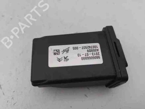 Used Electronic module CITROËN C4 Picasso II 1.6 HDi / BlueHDi 115 (115 hp) 28848697
