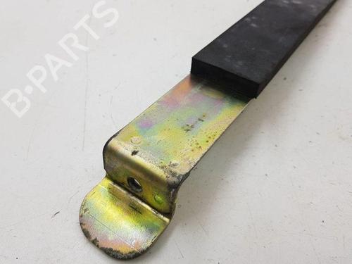 Support MASERATI QUATTROPORTE V 4.2 | BP28876219C155 