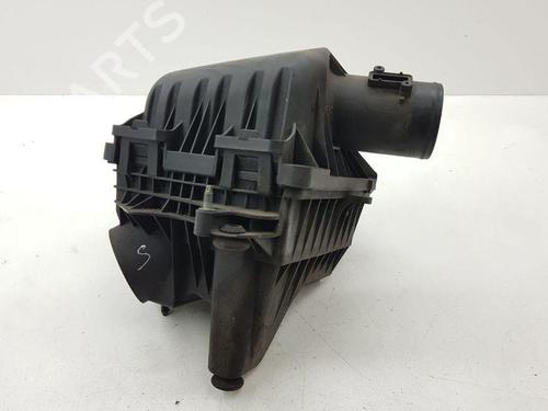 Used Air filter box CHRYSLER VOYAGER IV (RG, RS) 2.8 CRD (150 hp) 28890580