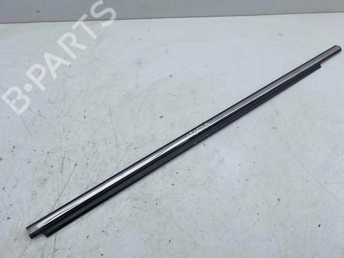 Used Door moulding trim CITROËN C-CROSSER (VU_, VV_) 2.2 HDi (156 hp) 31048387