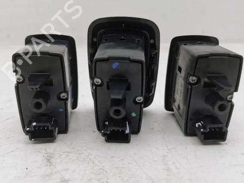 Right rear window switch MERCEDES-BENZ B-CLASS Sports Tourer (W245) B 180 CDI (245.207) | BP28861710I28 