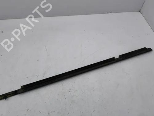 Used Door moulding trim MAZDA CX-5 (KE, GH) 2.2 D AWD (KE2AW) (150 hp) 28865636