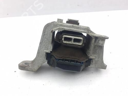 Used Engine mount Engine mount 36061958 36061958